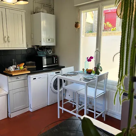 Maison A 7 Min A Pied De La Gare - Parking Gratuit Et Jardin Clos *