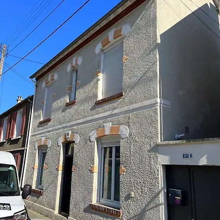 Maison A 7 Min A Pied De La Gare - Parking Gratuit Et Jardin Clos Hébergement de vacances *