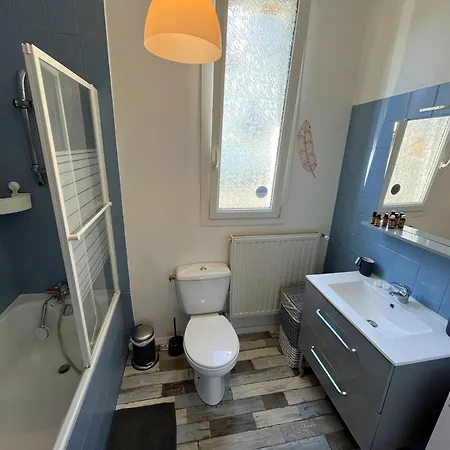 Maison A 7 Min A Pied De La Gare - Parking Gratuit Et Jardin Clos