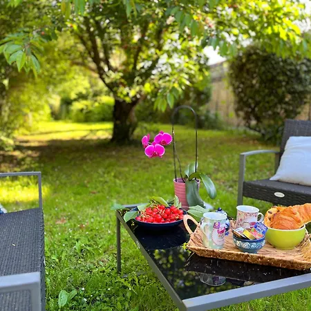 Hébergement de vacances Maison A 7 Min A Pied De La Gare - Parking Gratuit Et Jardin Clos
